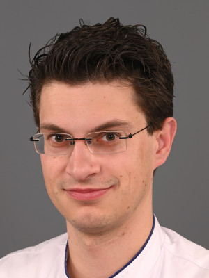 Dr. P. Wisse